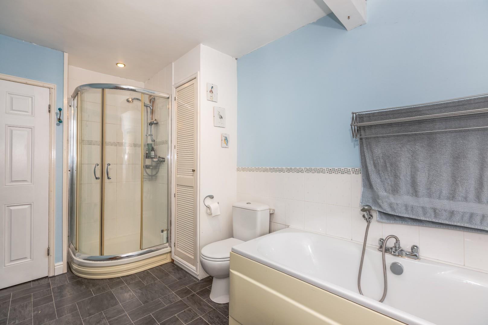 Green Close, Mayals, Swansea, SA3 5DW